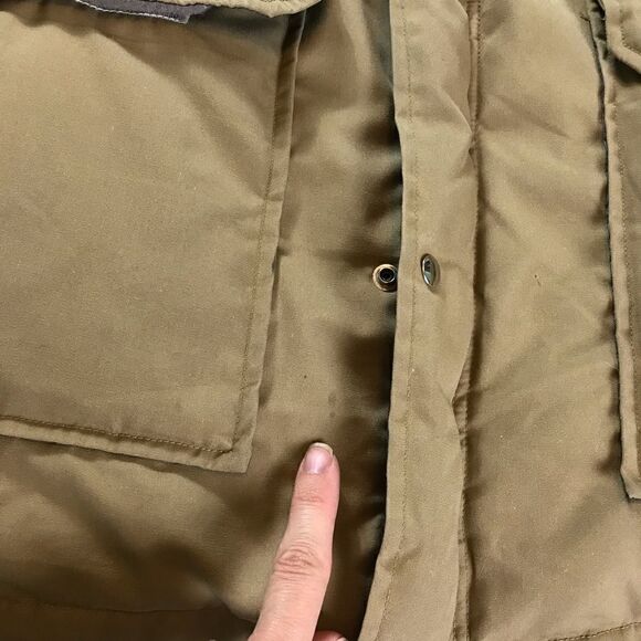 Snow Lion Men’s Vintage Puffer Jacket - Picture 8 of 13